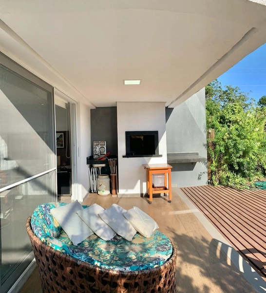 CASA EM CONDOMÍNIO EM XANGRI-LÁ: 1ª foto da galeria de imagens do imóvel