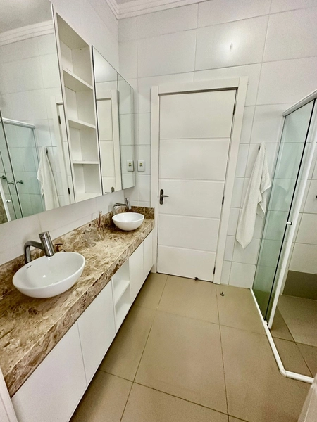 CASA EM CONDOMÍNIO FECHADO EM CAPÃO DA CANOA: 3ª foto da galeria de imagens do imóvel