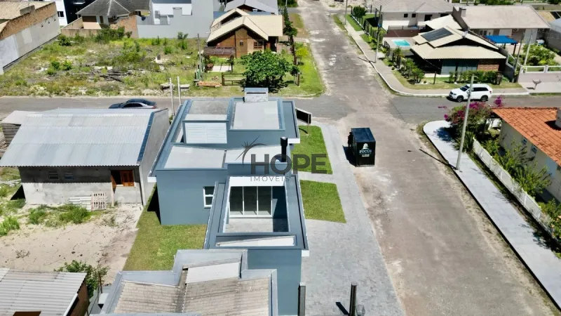 Casa com 3 dormitórios, sendo um suíte em bairro de Capão da Canoa: 24ª foto da galeria de imagens do imóvel