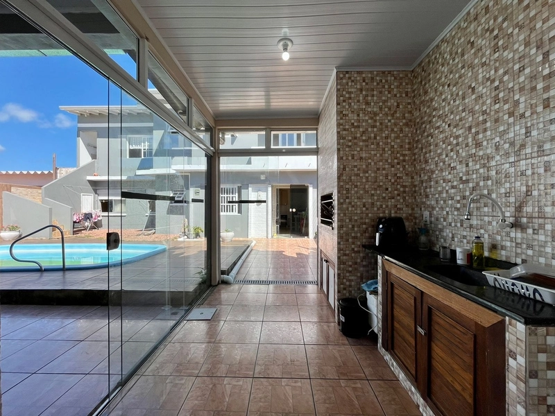 CASA COM 7 DORMITÓRIOS EM ATLÂNTIDA SUL!: 10ª foto da galeria de imagens do imóvel