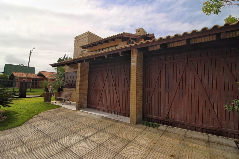 CASA 4 DORMITÓRIOS EM XANGRI-LÁ/REMANSO: 9ª foto da galeria de imagens do imóvel