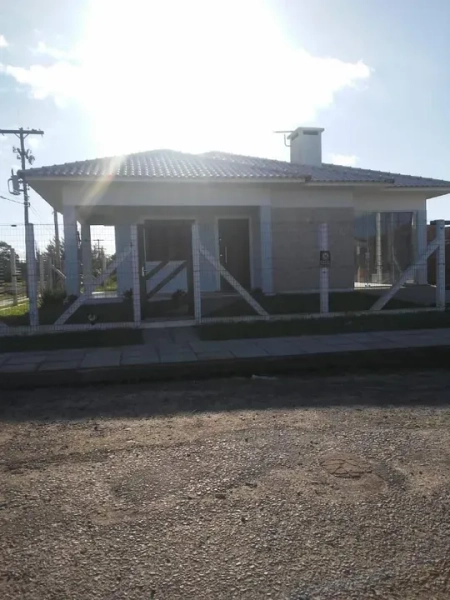 Excelente casa a 150m do mar à venda em Capão da Canoa!: 4ª foto da galeria de imagens do imóvel