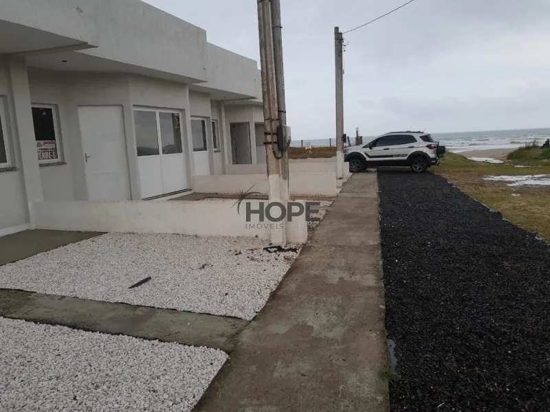 CASAS GEMINADAS BEIRA MAR EM CAPÃO DA CANOA!: 3ª foto da galeria de imagens do imóvel