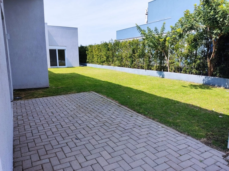 LINDA CASA COMPOSTA POR 2 SUÍTES NO CONDOMÍNIO DUBAI RESORT EM CAPÃO!: 3ª foto da galeria de imagens do imóvel