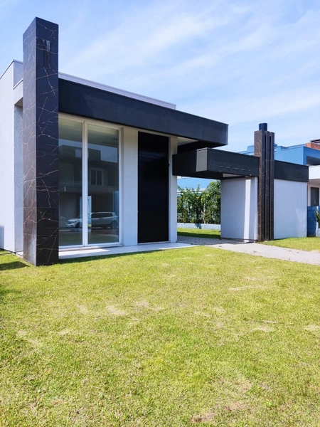 LINDA CASA COMPOSTA POR 2 SUÍTES NO CONDOMÍNIO DUBAI RESORT EM CAPÃO!: 7ª foto da galeria de imagens do imóvel