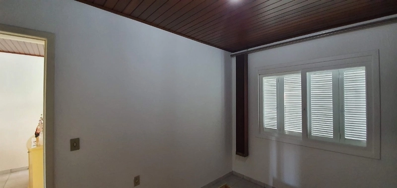 CASA COMPOSTA POR 3 DORMITÓRIOS NO BAIRRO ZONA NOVA EM CAPÃO DA CANOA!: 16ª foto da galeria de imagens do imóvel
