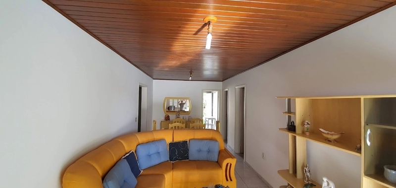 CASA COMPOSTA POR 3 DORMITÓRIOS NO BAIRRO ZONA NOVA EM CAPÃO DA CANOA!: 5ª foto da galeria de imagens do imóvel