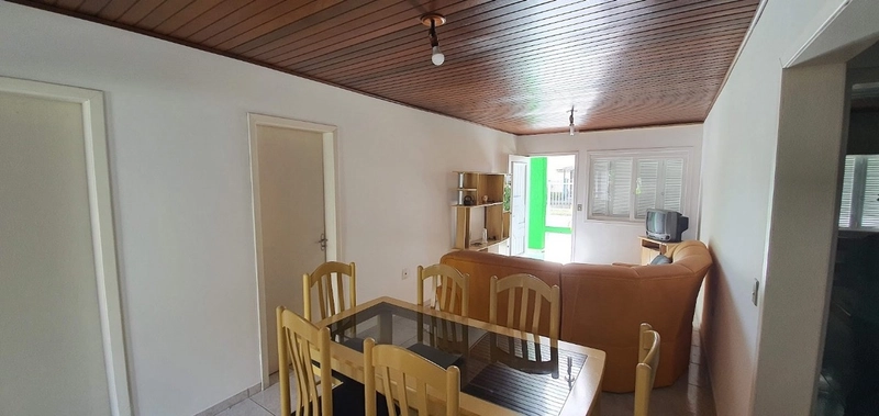 CASA COMPOSTA POR 3 DORMITÓRIOS NO BAIRRO ZONA NOVA EM CAPÃO DA CANOA!: 2ª foto da galeria de imagens do imóvel