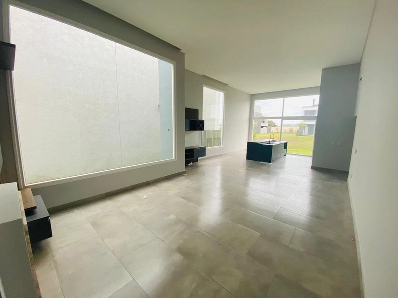CASA EM CONDOMÍNIO FECHADO: 1ª foto da galeria de imagens do imóvel