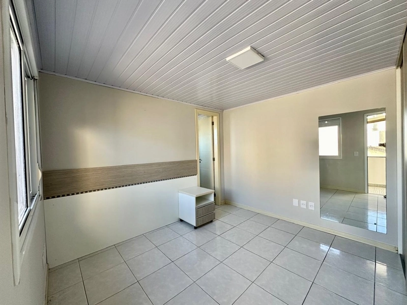 APARTAMENTO 3 DORMITÓRIOS COM TERRAÇO EM CAPÃO DA CANOA/CENTRO: 2ª foto da galeria de imagens do imóvel