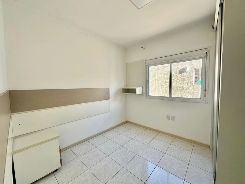 APARTAMENTO 3 DORMITÓRIOS COM TERRAÇO EM CAPÃO DA CANOA/CENTRO: 4ª foto da galeria de imagens do imóvel