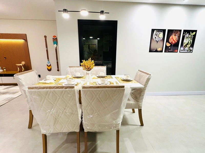 AMPLA CASA COM PISCINA EM XANGRI-LÁ!: 3ª foto da galeria de imagens do imóvel