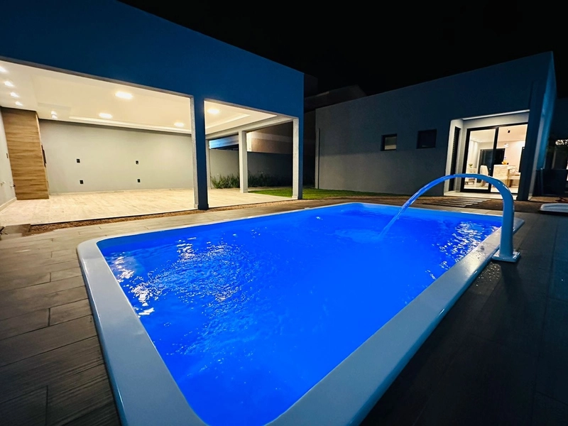 AMPLA CASA COM PISCINA EM XANGRI-LÁ!: 2ª foto da galeria de imagens do imóvel