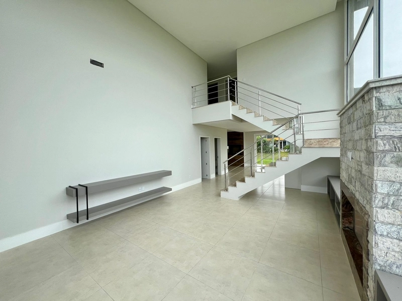 CASA EM CONDOMÍNIO FECHADO: 1ª foto da galeria de imagens do imóvel