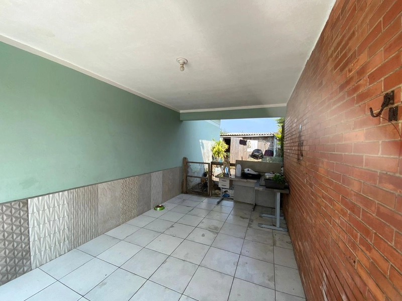 Casa 3 dormitórios em CAPÃO DA CANOA: 3ª foto da galeria de imagens do imóvel