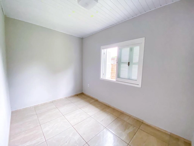 ÓTIMA CASA À VENDA EM CAPÃO NOVO!: 5ª foto da galeria de imagens do imóvel