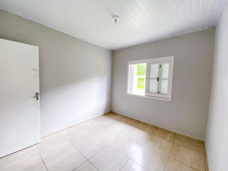 ÓTIMA CASA À VENDA EM CAPÃO NOVO!: 3ª foto da galeria de imagens do imóvel