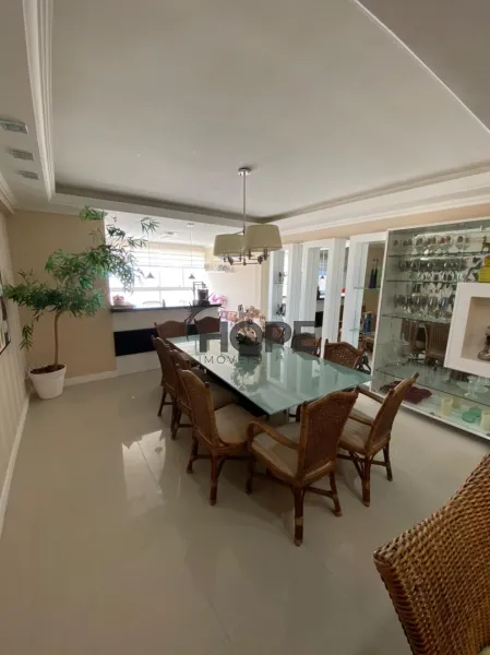 Belíssimo apartamento 05 dormitórios de frente para o mar.: 3ª foto da galeria de imagens do imóvel