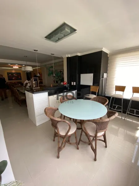 Belíssimo apartamento 05 dormitórios de frente para o mar.: 2ª foto da galeria de imagens do imóvel