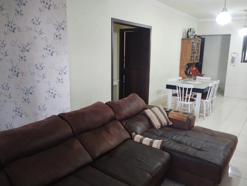 Casa 3 dormitórios em Capão da Canoa: 2ª foto da galeria de imagens do imóvel