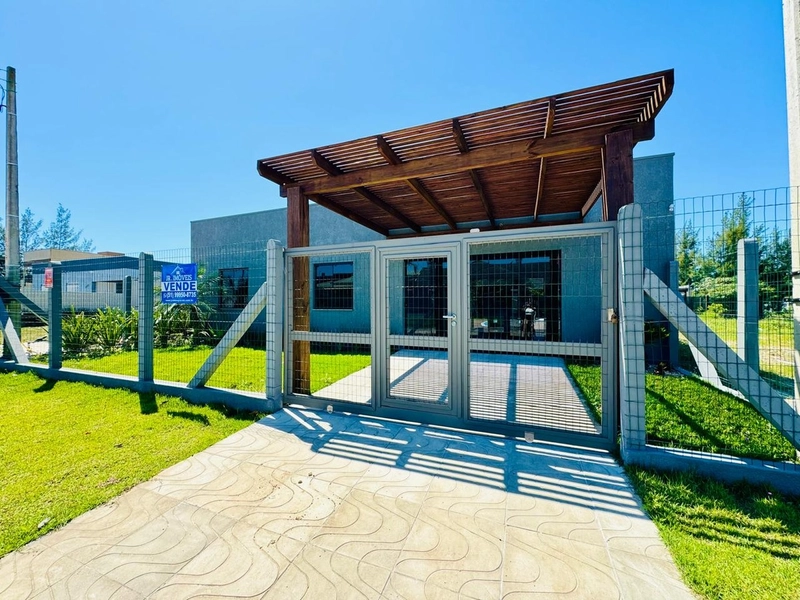 CASA CENTRO DE ATLANTIDA SUL!: 1ª foto da galeria de imagens do imóvel