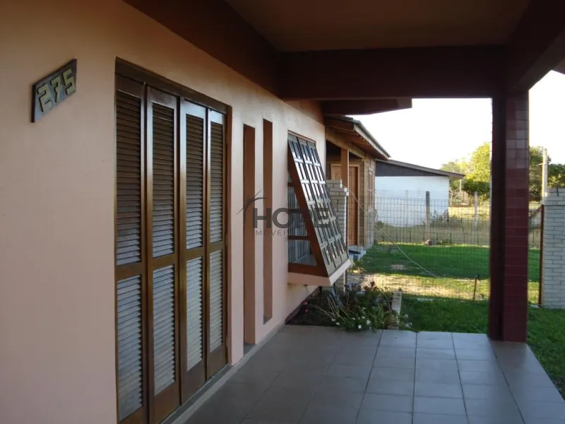 Casa a venda com 4 dormitorios em bairro de Xangri-lá: 7ª foto da galeria de imagens do imóvel