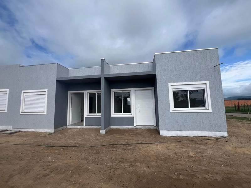 CASA NUNCA HABITADA À VENDA EM OSÓRIO!: 1ª foto da galeria de imagens do imóvel