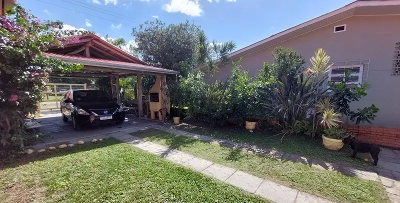 Excelente casa com amplo pátio em Atlântida: 10ª foto da galeria de imagens do imóvel
