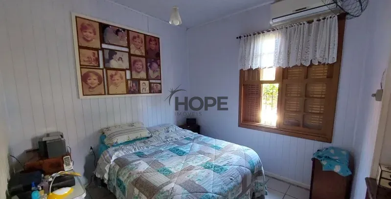 Excelente casa com amplo pátio em Atlântida: 1ª foto da galeria de imagens do imóvel