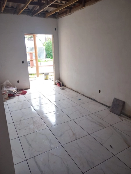 Casa a venda com 2 dormitórios em Capão da Canoa: 3ª foto da galeria de imagens do imóvel