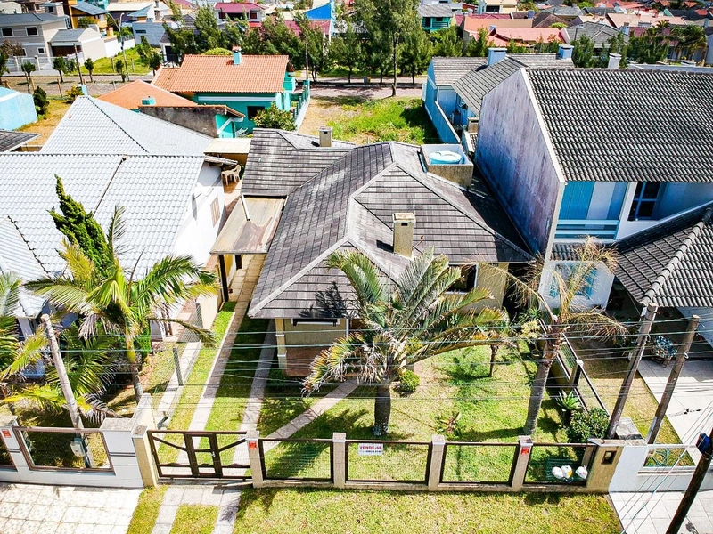LINDA CASA COM 3 DORMITÓRIOS EM ATLÂNTIDA SUL!: 1ª foto da galeria de imagens do imóvel