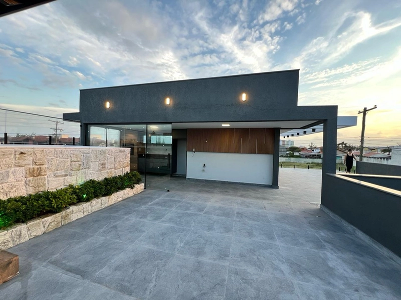 Casa 3 dormitórios, sendo 1 suíte master em CAPÃO DA CANOA/Zona Nova: 2ª foto da galeria de imagens do imóvel