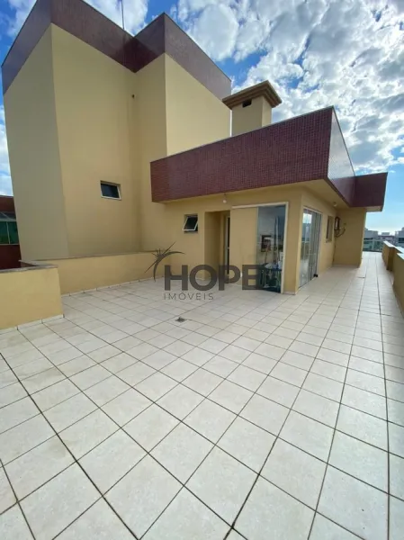 Apartamento duplex com 04 dormitórios e vista para mar/serra: 1ª foto da galeria de imagens do imóvel
