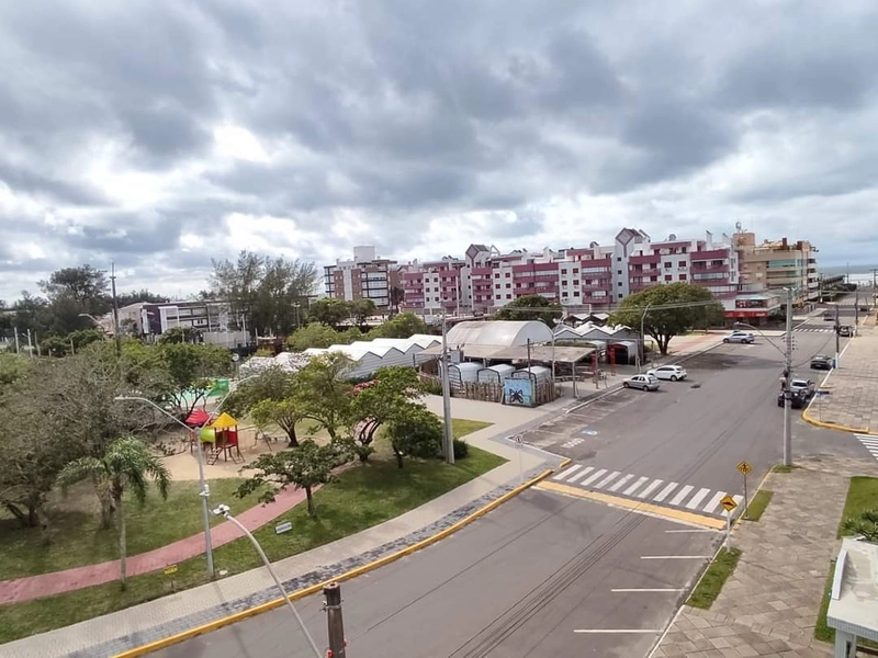 APARTAMENTO DE FRENTE NO CORAÇÃO DE ATLÂNTIDA *: 1ª foto da galeria de imagens do imóvel