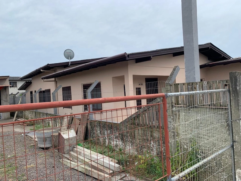 Casa com 4 dormitórios em bairro  de moradores de Capão da Canoa!: 1ª foto da galeria de imagens do imóvel