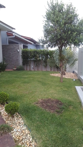 LINDA CASA COM PISCINA E ANEXO À VENDA EM ATLÂNTIDA SUL: 4ª foto da galeria de imagens do imóvel