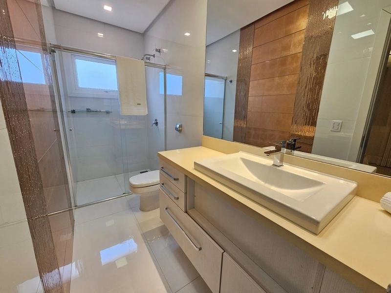 CASA 5 SUÍTES EM CONDOMÍNIO FECHADO/ATLÂNTIDA SUL: 12ª foto da galeria de imagens do imóvel