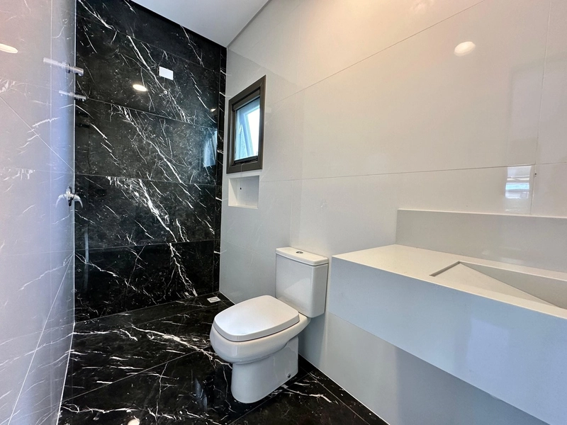 CASA EM CONDOMÍNIO FECHADO: 2ª foto da galeria de imagens do imóvel