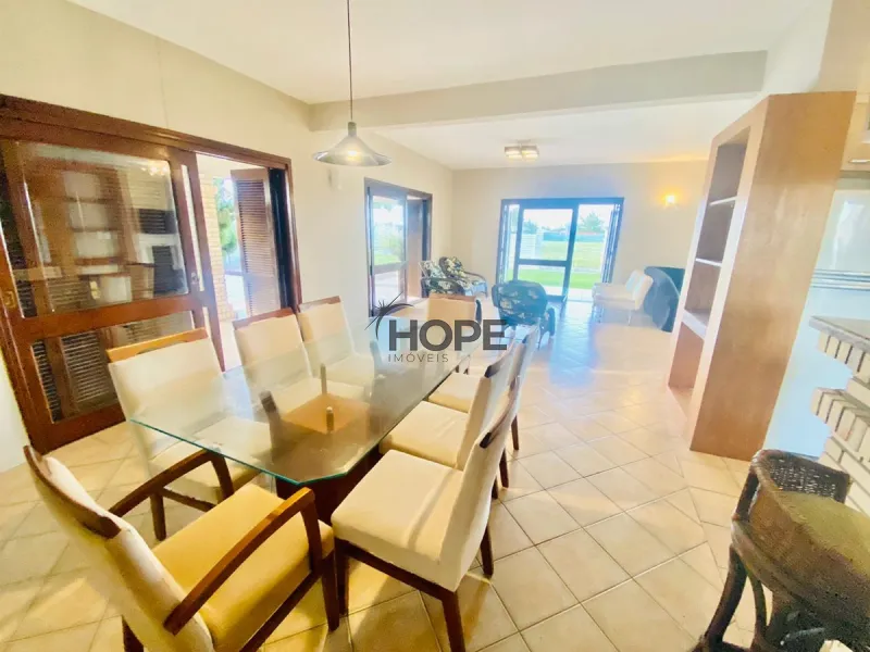 CASA À 2 QUADRAS DO MAR EM CAPÃO DA CANOA!: 10ª foto da galeria de imagens do imóvel