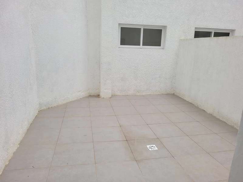 APARTAMENTO COM TERRAÇO EM CAPÃO DA CANOA/ZONA NOVA: 2ª foto da galeria de imagens do imóvel
