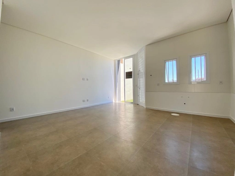 CASA COM 2 DORMITÓRIOS EM CAPÃO DA CANOA!: 4ª foto da galeria de imagens do imóvel