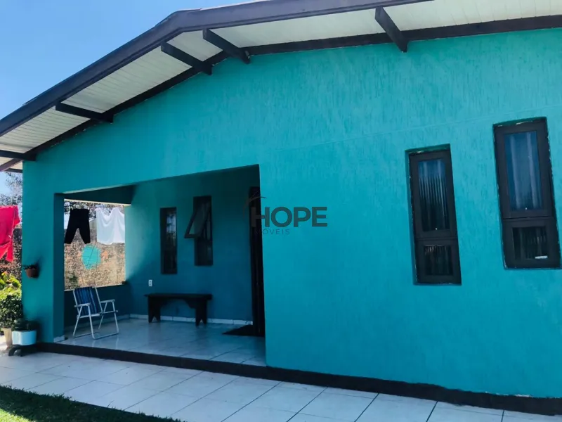 CASA COMPOSTA POR 4 DOMITÓRIOS EM CAPÃO DA CANOA!: 1ª foto da galeria de imagens do imóvel