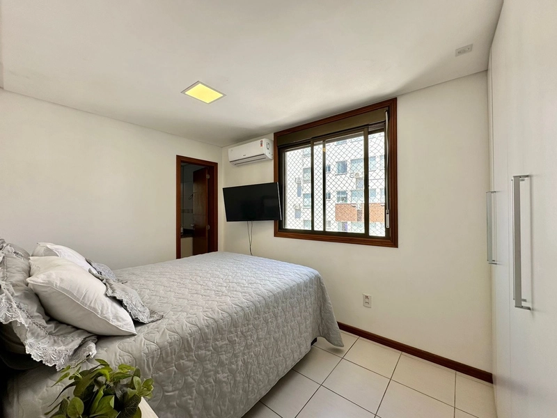 APARTAMENTO Á POUCOS METROS DO MAR EM CAPÃO DA CANOA: 14ª foto da galeria de imagens do imóvel