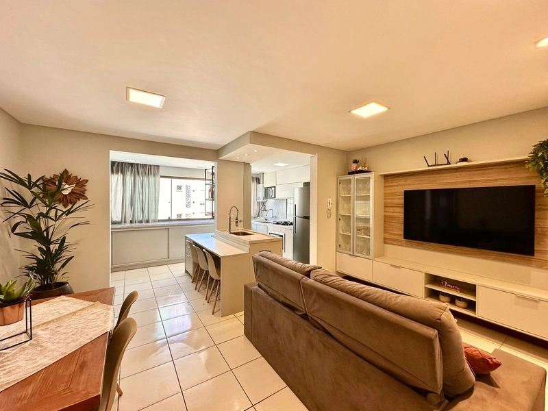 APARTAMENTO Á POUCOS METROS DO MAR EM CAPÃO DA CANOA: 1ª foto da galeria de imagens do imóvel