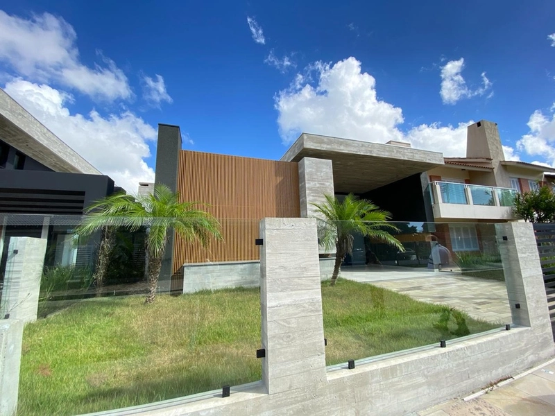 CASA 4 SUÍTES EM XANGRI-LÁ/CENTRO: 2ª foto da galeria de imagens do imóvel