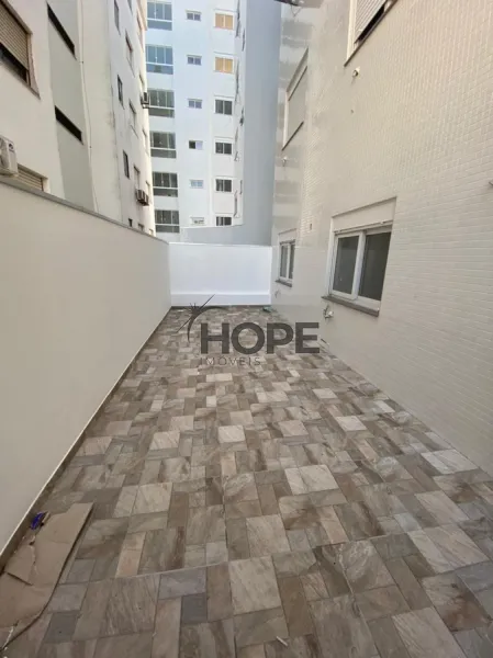 APARTAMENTO COM 3 DORMITÓRIOS + TERRAÇO EM CAPÃO DA CANOA!: 2ª foto da galeria de imagens do imóvel