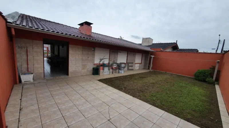 Casa com 4 dormitórios, sendo um suite em Atlantida Sul: 12ª foto da galeria de imagens do imóvel