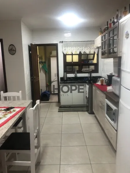 Casa de esquina na Av de Tramandaí: 6ª foto da galeria de imagens do imóvel