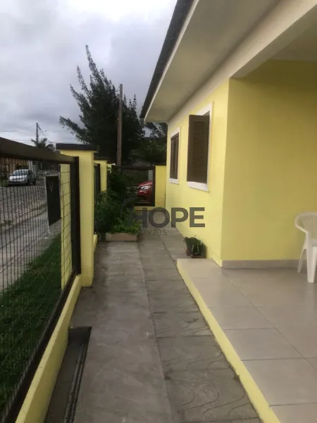 Casa de esquina na Av de Tramandaí: 4ª foto da galeria de imagens do imóvel