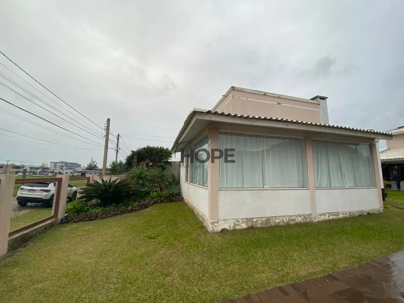 Casa com 4 dormitórios em Capão da Canoa: 12ª foto da galeria de imagens do imóvel
